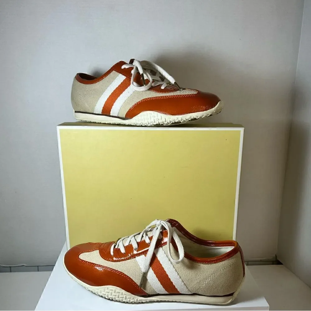 Like New With Box Micheal Kors Jet Set Sprinter